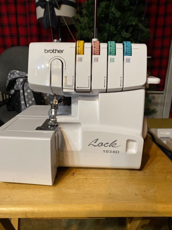 Serger Overlock sewing Machine